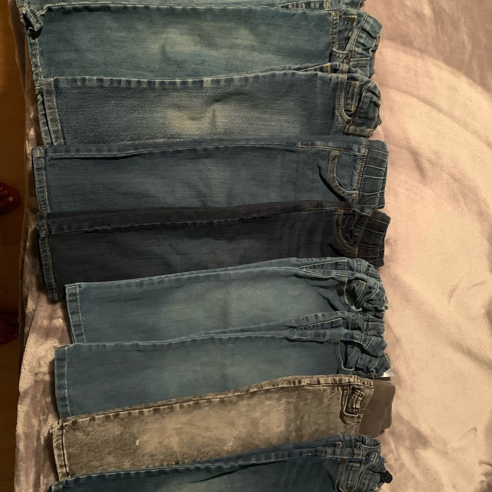 9 pairs toddler boys 4T jeans